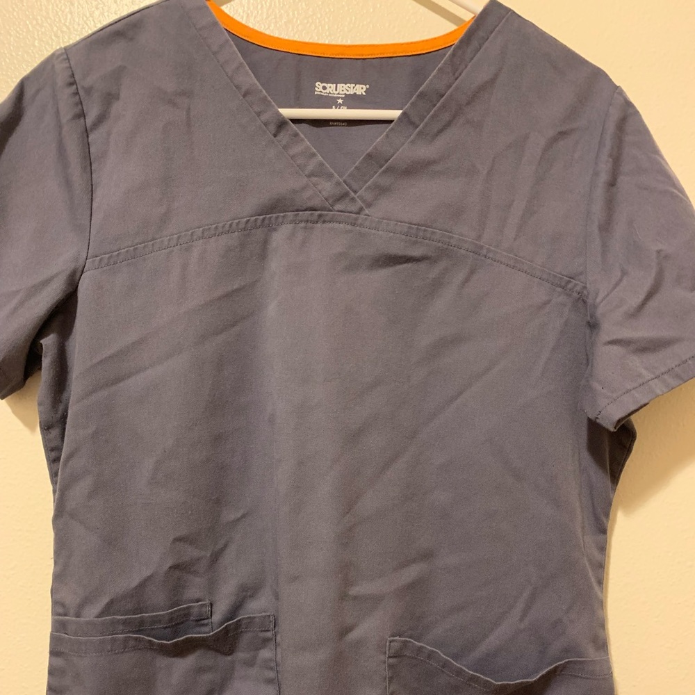Scrub top